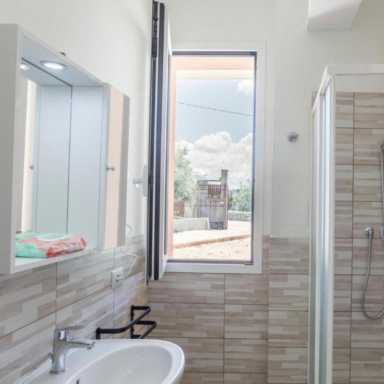 Mariarosa Country House - Casa Vacanza con 6 Camere da Letto - 33
