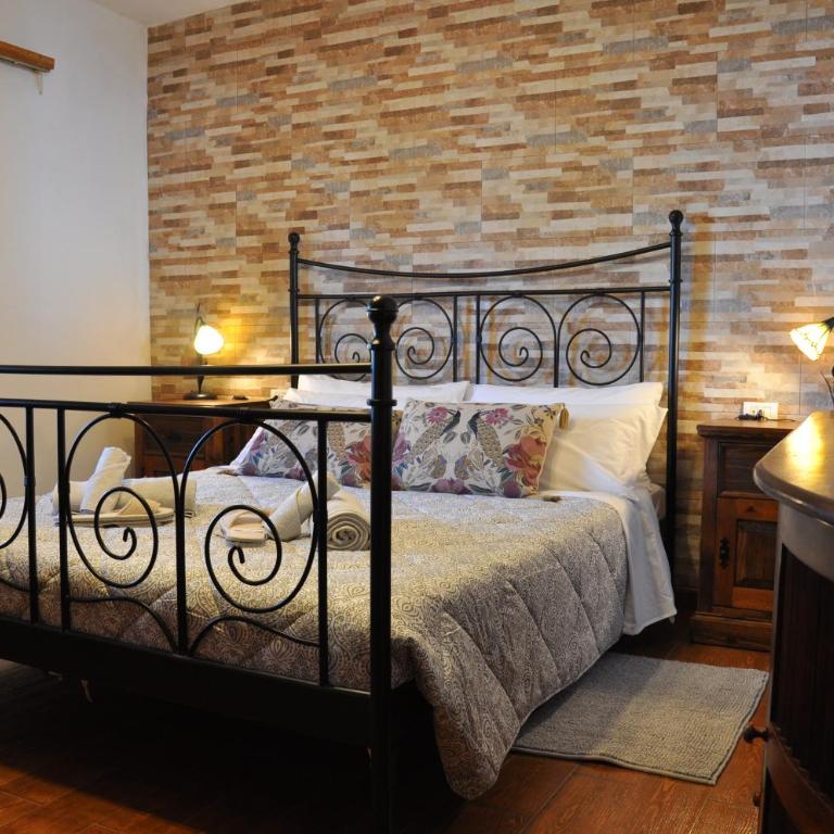 Oasis Hill Icod de los Vinos - Habitación con cama grande y vistas al mar - 1