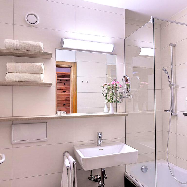 Gut Wenghof - Family Resort Werfenweng - Classic Familienzimmer mit Etagenbett - 4