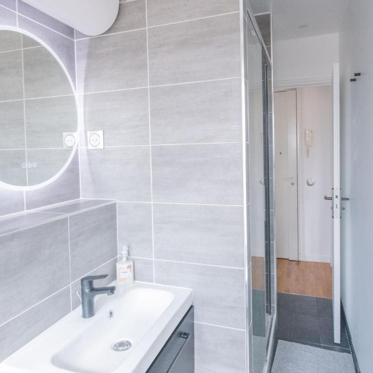 Paris Bercy - Charming Apartment 2 rooms - Appartement 1 Chambre - 9
