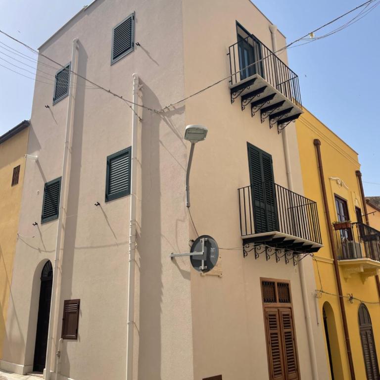 Zohra - Vacation Home - 1