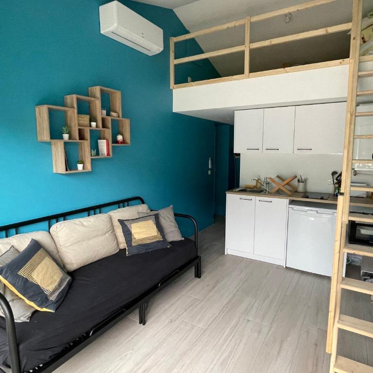 Villa au calme avec piscine, grand jardin et studio indépendant - Three-Bedroom Villa - 25
