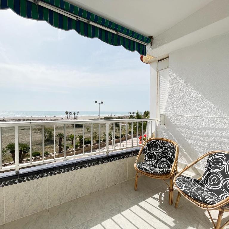 Global Vacacional, Apartamento en primera línea de playa, Canet de Berenguer - Apartamento con vistas al mar - 6