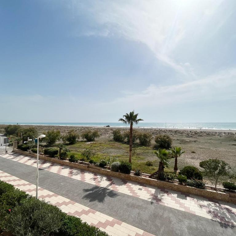 Global Vacacional, Apartamento en primera línea de playa, Canet de Berenguer - Apartamento con vistas al mar - 11