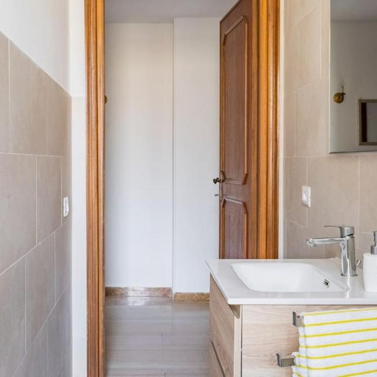 Casa San Saturnino appartamento 8 posti Cagliari centro - Appartamento con 3 Camere da Letto - 31
