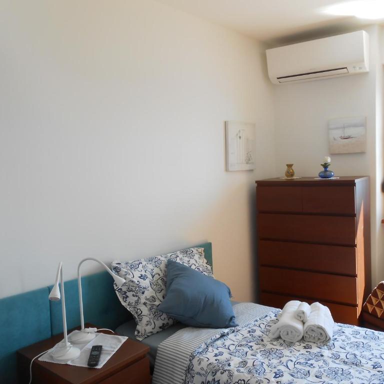 Apartment Trieste Casa Vacanze NATASCIA - Appartamento Familiare con 2 Camere da Letto e Vista - 7