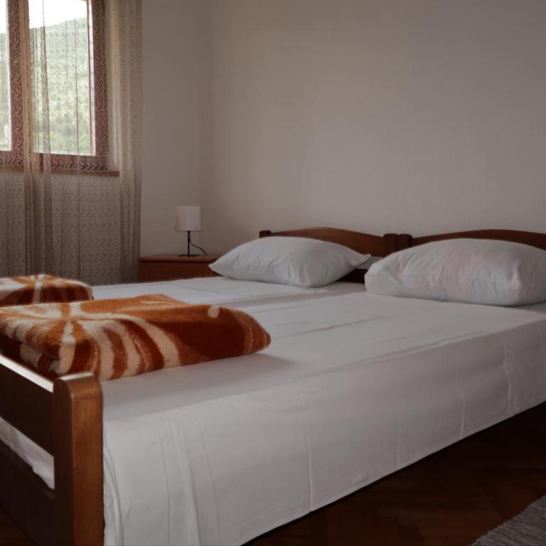 Debeli lad - Apartman sa 2 Spavaće Sobe - 11