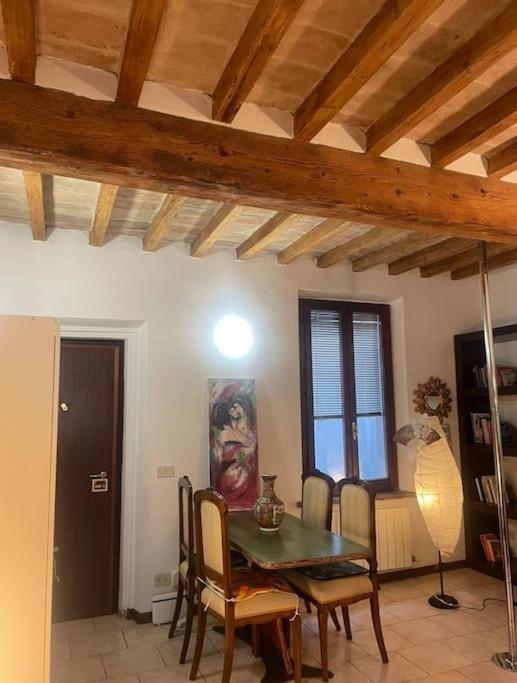 CasaFiore Art Bijoux in centro storico a Parma - Appartamento con 1 Camera da Letto - 4