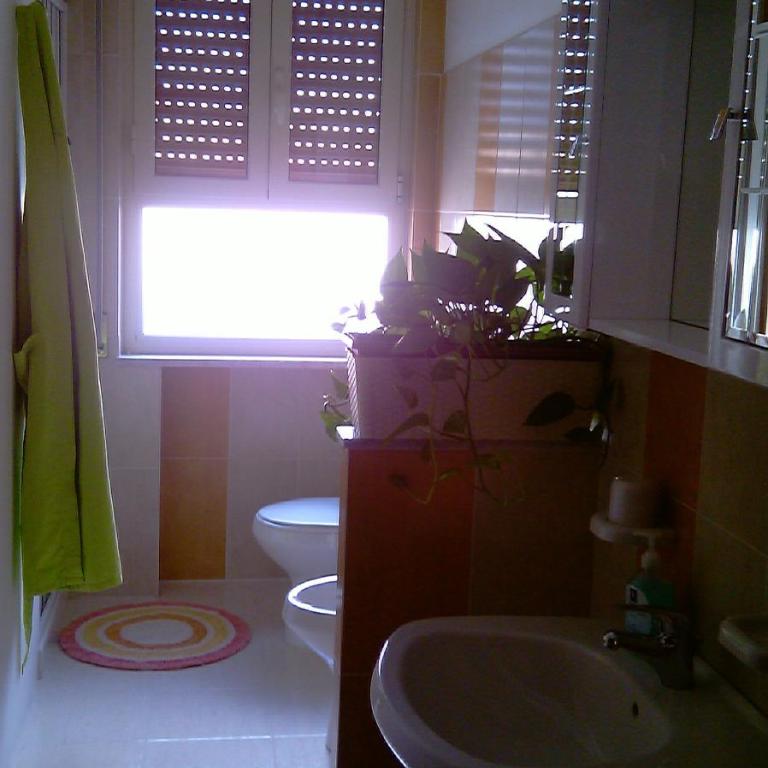 Casa Baby Planet - Appartamento con 2 Camere da Letto e Balcone - Via Salice 1 - 3