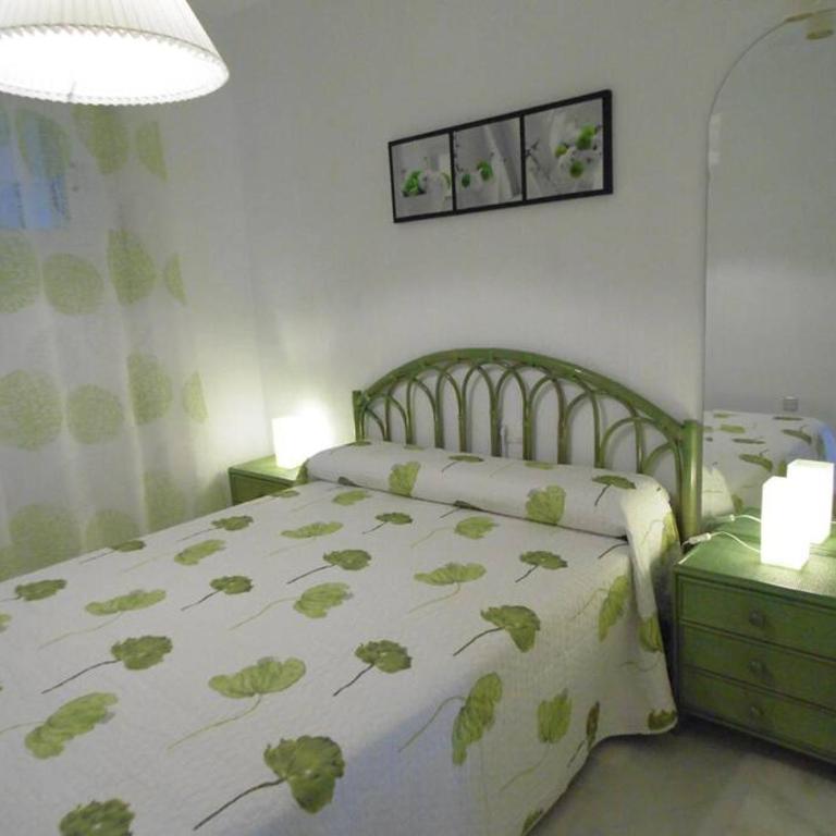 Primera línea de Playa San Cristóbal. Almuñecar - Apartamento de 2 dormitorios - 9