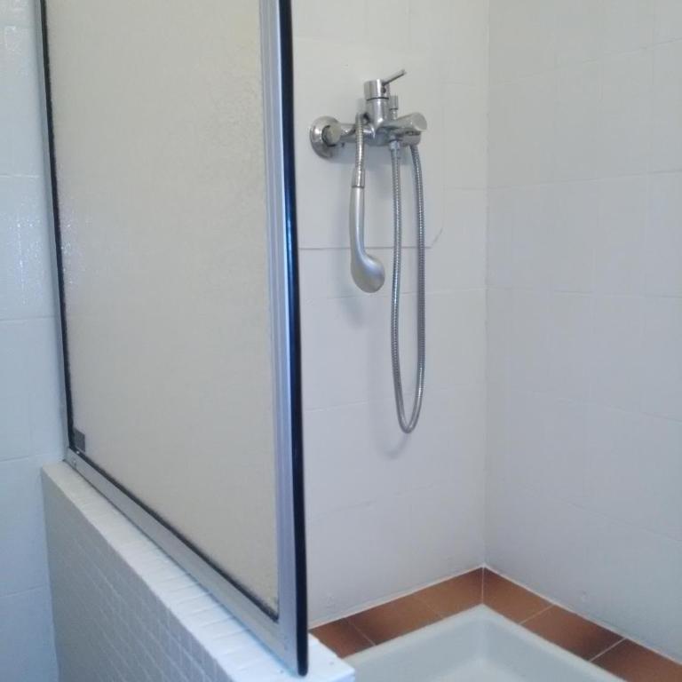Location (1bis) dans un Mas avec piscine et parking - Appartamento con Vista Giardino - 10