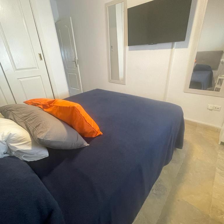 Encantador Piso con Gran Terraza - Two-Bedroom Apartment - 17