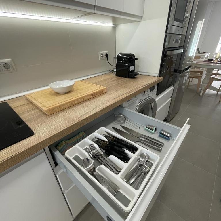 Encantador Piso con Gran Terraza - Two-Bedroom Apartment - 15