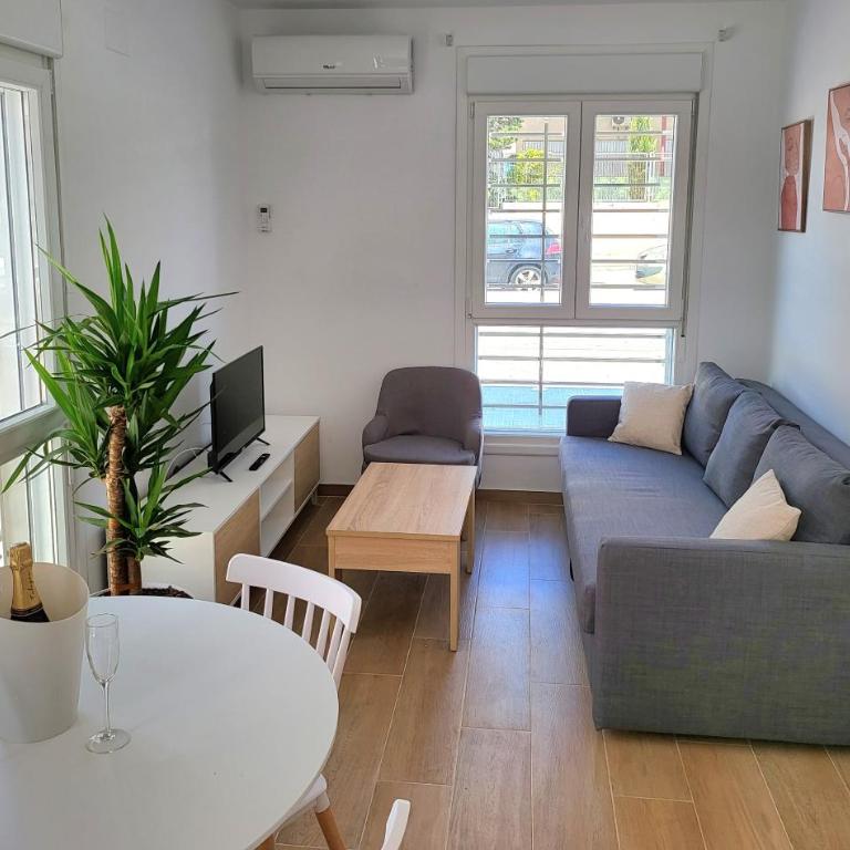 Apartamento nuevo en Planta Baja B con Piscina y Solarium - Apartamento de 1 dormitorio - 2