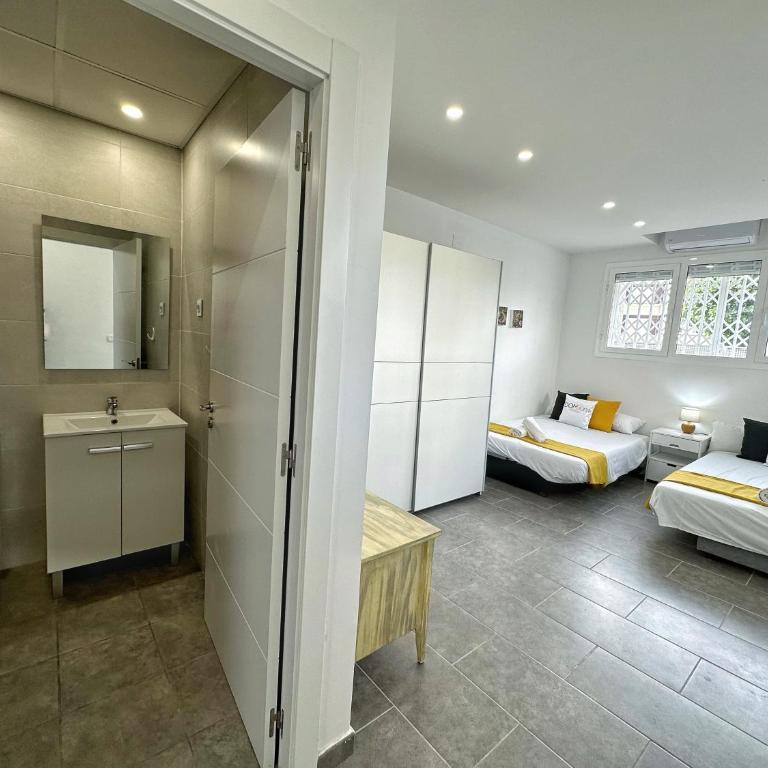 DOMuum Holidays - PINO ALTO - Three-Bedroom Apartment - 19