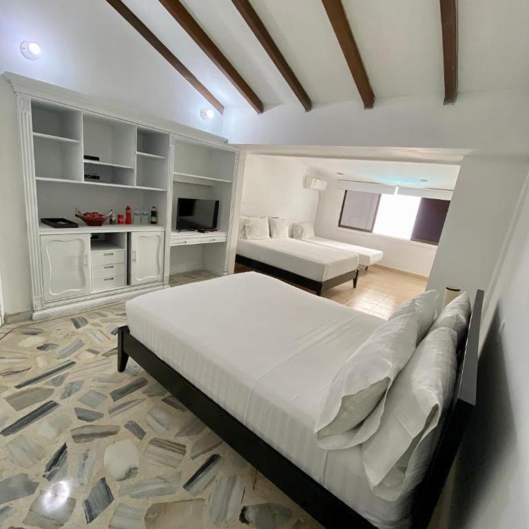 San Laurent - Habitación Doble - 2 camas dobles - 2