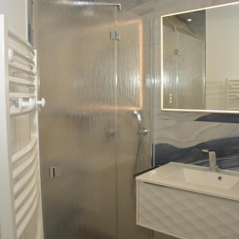 Maison Rascas - Centre historique - Air conditioning- wifi - One-Bedroom Apartment - 5