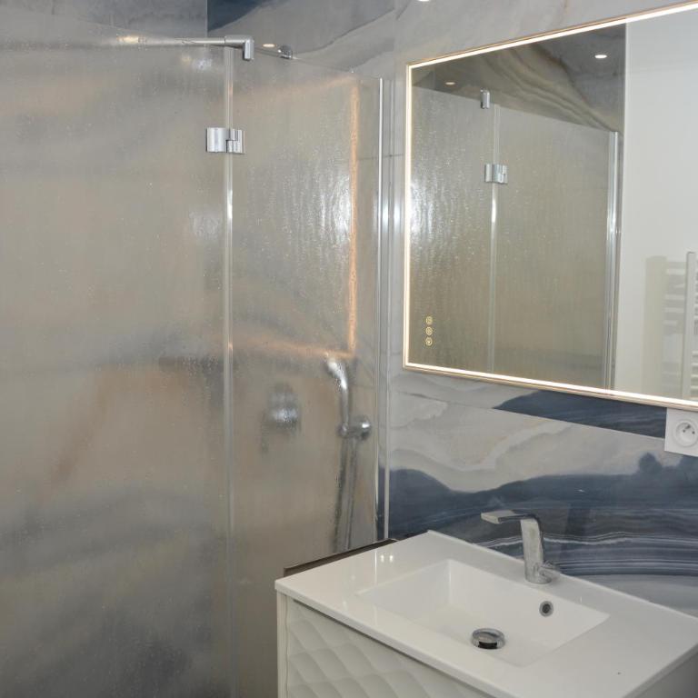 Maison Rascas - Centre historique - Air conditioning- wifi - One-Bedroom Apartment - 11