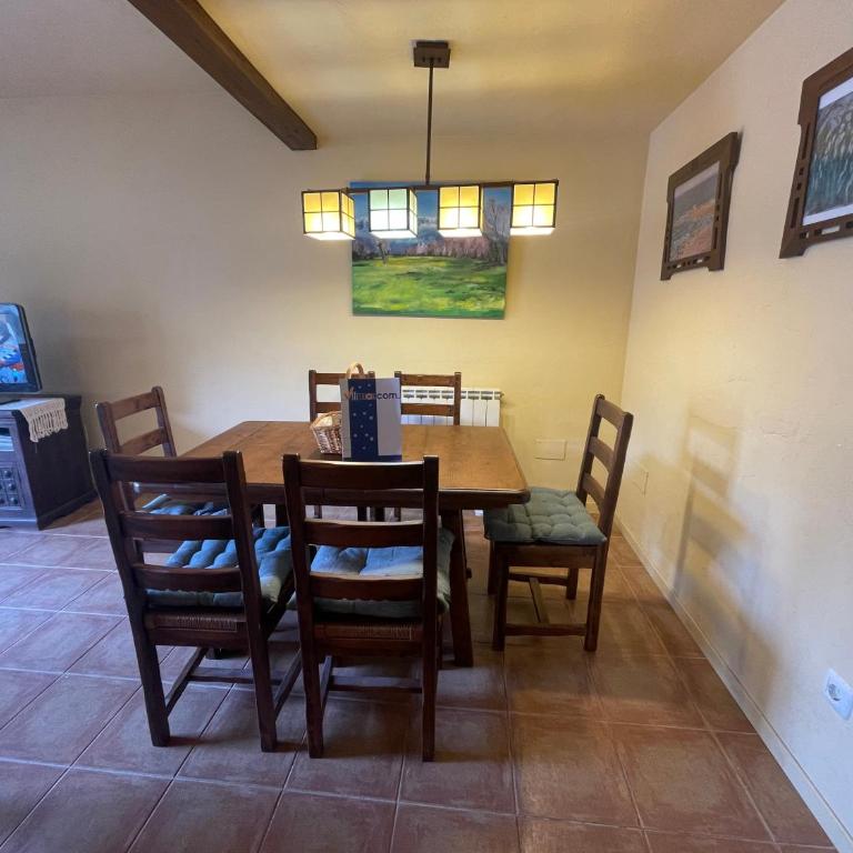 E06 - Casa Carmen en Eriste - Villmor - Three-Bedroom House - 20