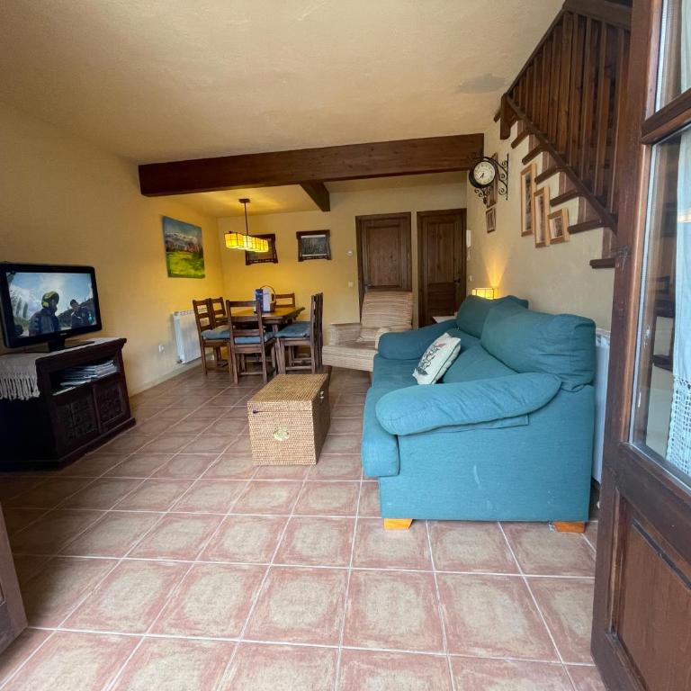 E06 - Casa Carmen en Eriste - Villmor - Three-Bedroom House - 18