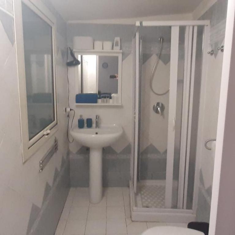 Casa Mediterraneo - One-Bedroom Apartment - 8