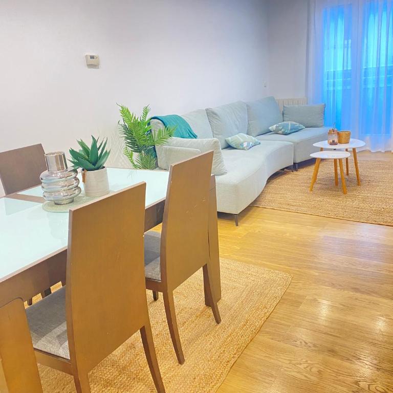 Mikain Terrace Cathedral View with Free Parking & Air Cond - Apartamento de 2 dormitorios - 5
