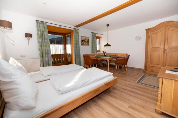 Alphirt Ferienwohnungen - Apartment 7 mit 1 Schlafzimmer - 6