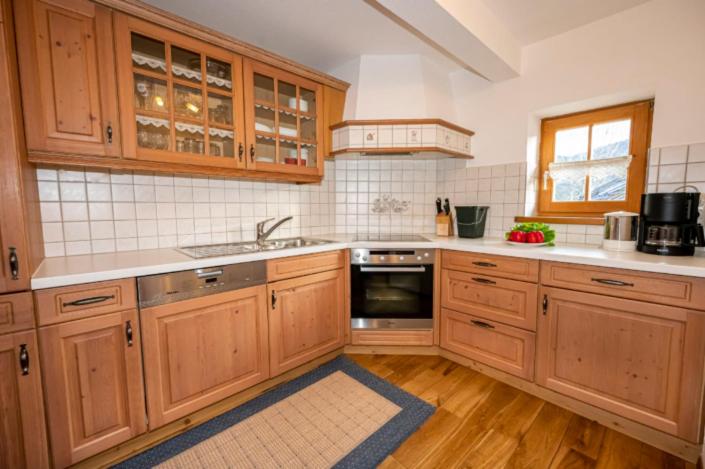 Alphirt Ferienwohnungen - Apartment mit Bergblick - 9 - 6