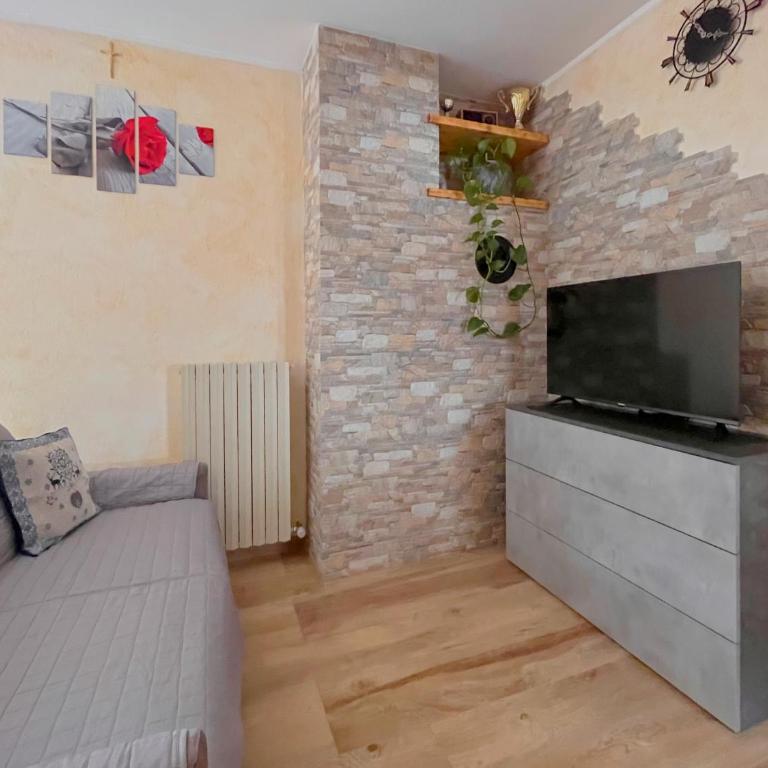 Skyrim Apartment - City Centre - Two-Bedroom Apartment - 2
