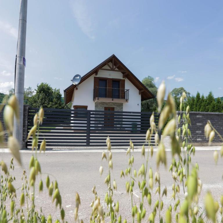 River home - Villa Sara - Three-Bedroom House - 33