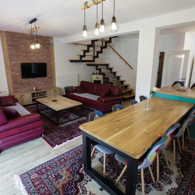 River home - Villa Sara - Three-Bedroom House - 12