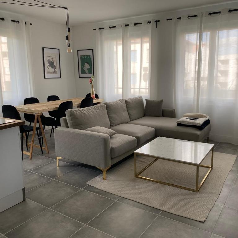 Superbe appart à Clermont-Ferrand Parking privé - Appartement 2 Chambres - 8