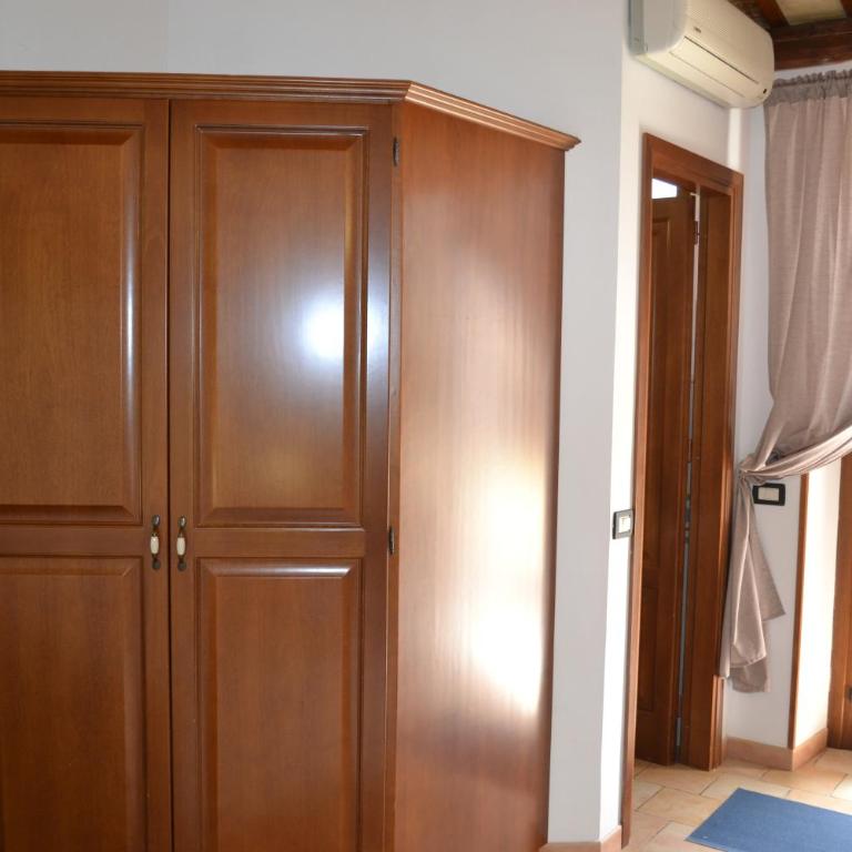 HOTEL Cala Buguto - Camera Matrimoniale Deluxe (2 Adulti + 1 Bambino) - 14