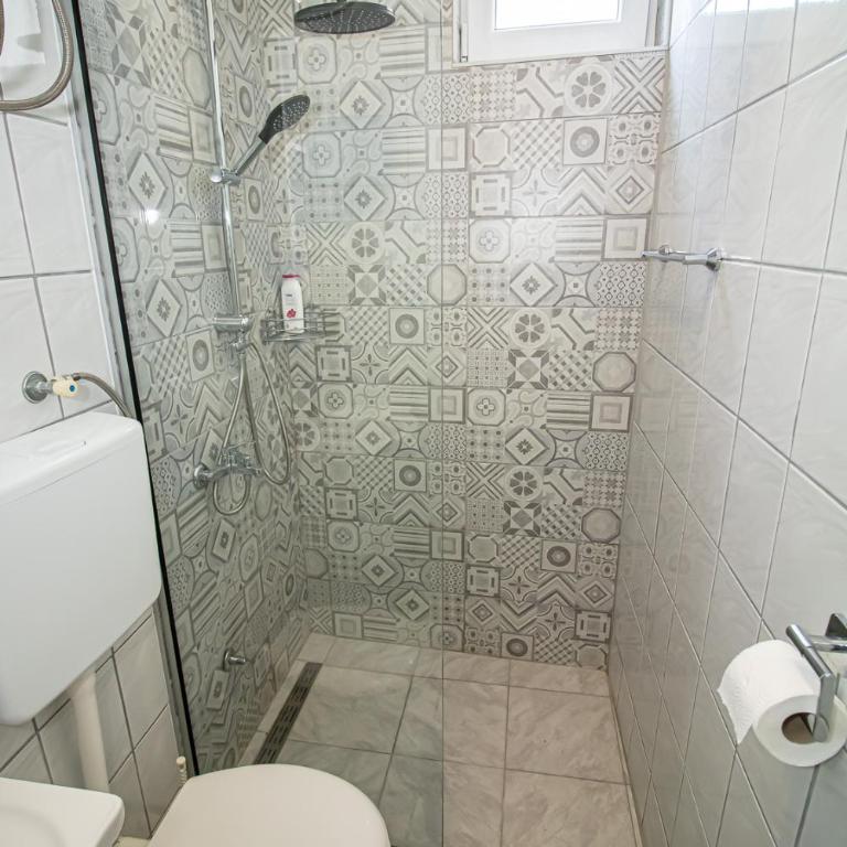 Butterfly - Three-Bedroom Apartment - 27