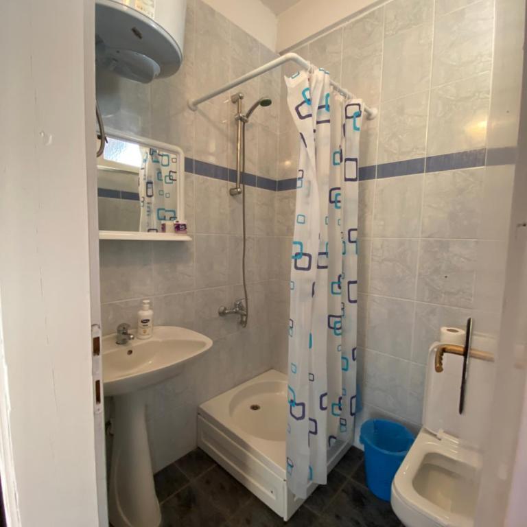 Apartments Amra - Apartment with Balcony - 3