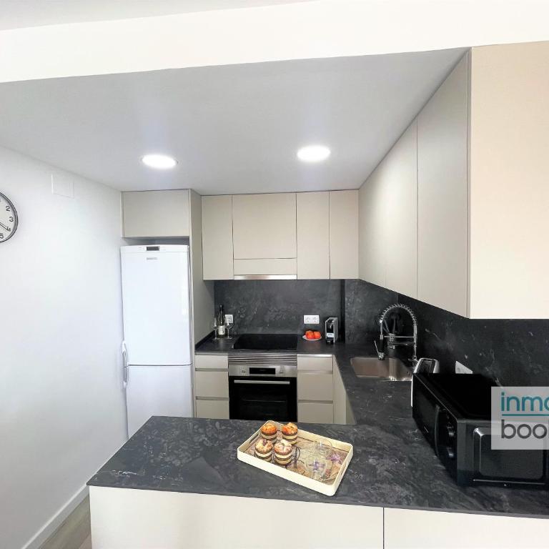 Sun Beach SANT SEBASTIAN 5 - Apartamento de 3 dormitorios - 12