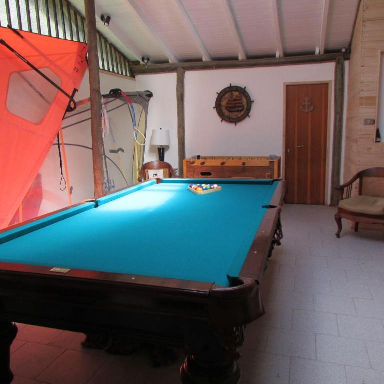 Alojamiento Punta verde Gran casa orilla Lago Rapel piscina ,jardines ,quincho ,terrazas,para 13 - Five-Bedroom House - 32