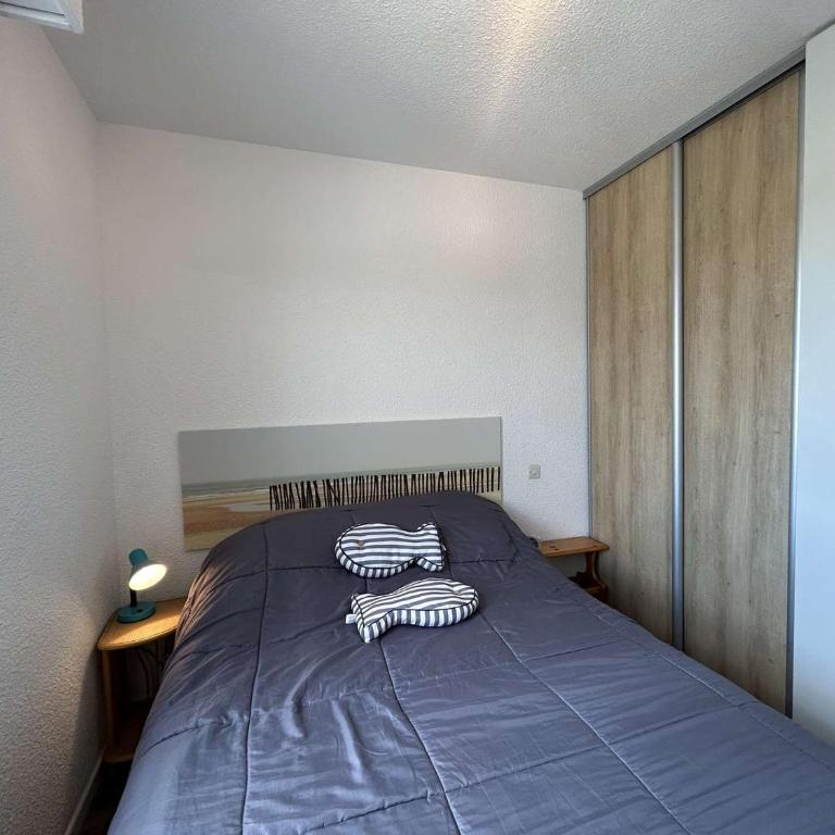 Appartement cosy avec balcon face mer - Accès plage & parking privé - FR-1-224C-241 - Appartement - 15