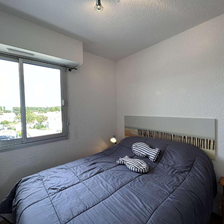 Appartement cosy avec balcon face mer - Accès plage & parking privé - FR-1-224C-241 - Appartement - 16