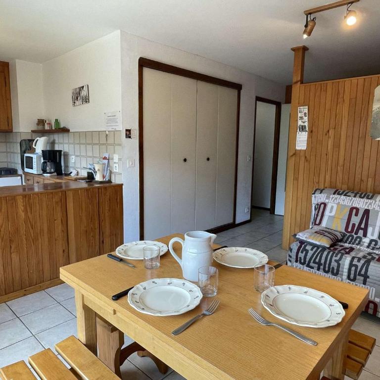 Charmant studio à Praz-Sur-Arly pour 5 pers. proche ski et lac, parking et casier à ski inclus - Appartement 1 Chambre - 4