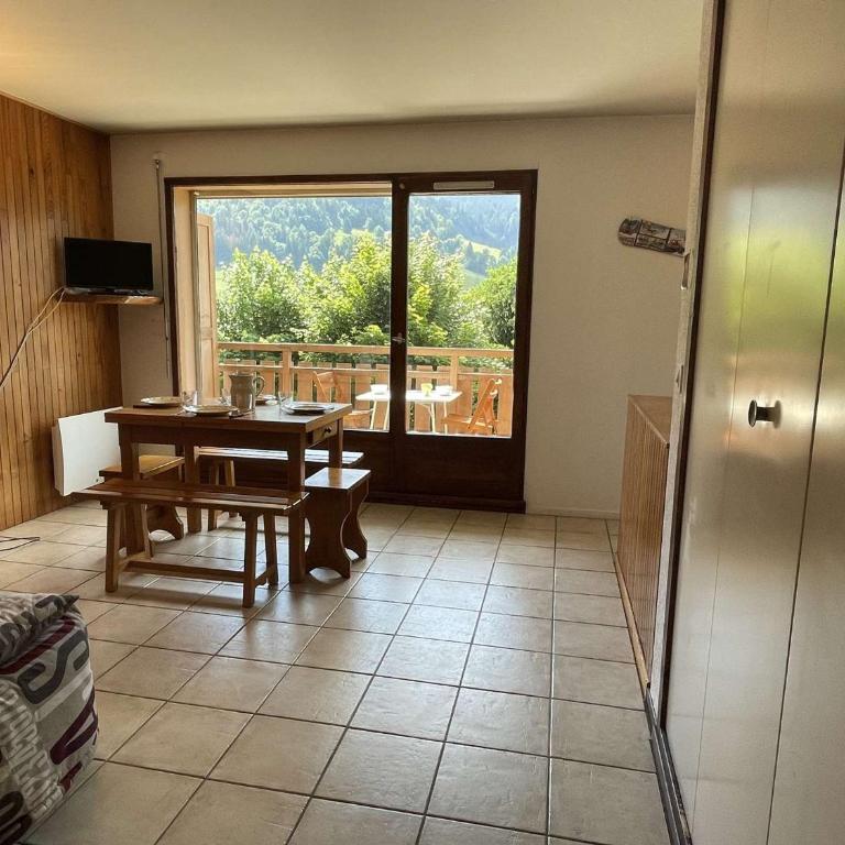 Charmant studio à Praz-Sur-Arly pour 5 pers. proche ski et lac, parking et casier à ski inclus - Appartement 1 Chambre - 8
