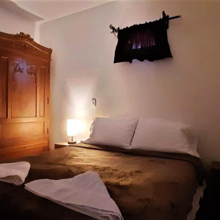 Villa del Prado - Double Room with Private Bathroom - 8