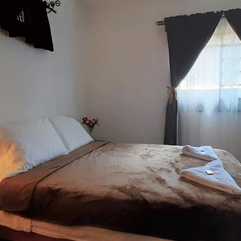 Villa del Prado - Double Room with Private Bathroom - 4