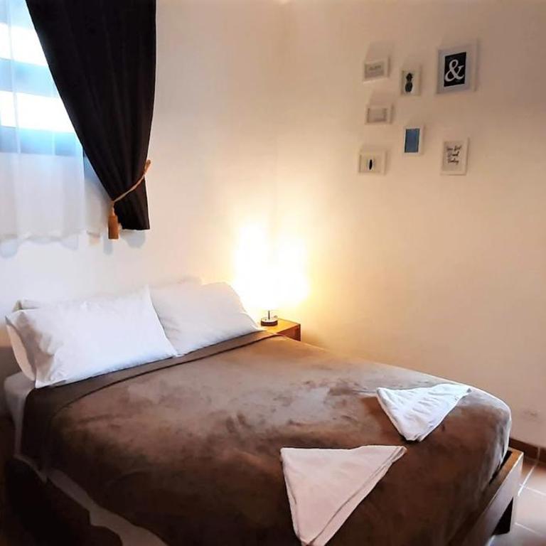 Villa del Prado - Double Room with Private Bathroom - 12