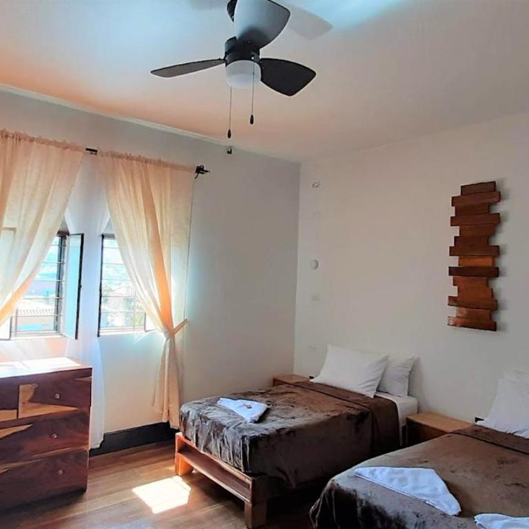 Villa del Prado - Family Room - 7