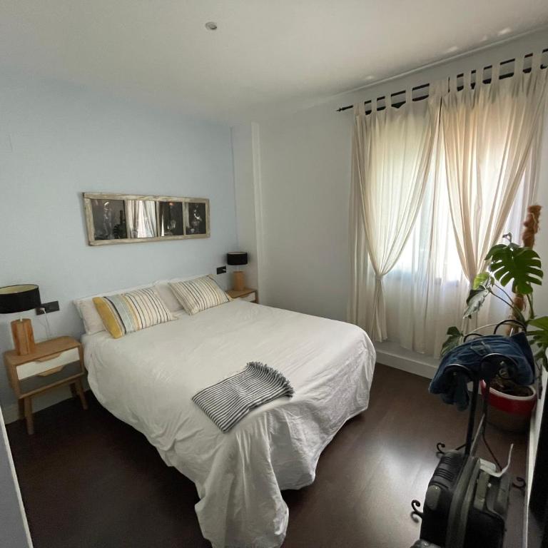 Charming home with private terrace,heart of Málaga - One-Bedroom Apartment - 39