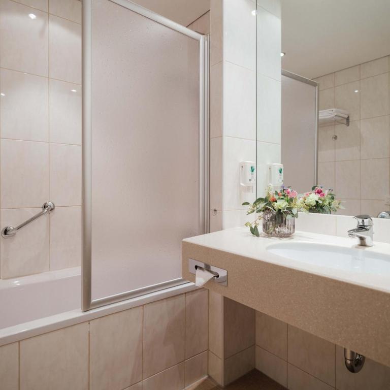 Werzers Hotel Resort Pörtschach - Comfort Doppelzimmer mit Balkon - 4
