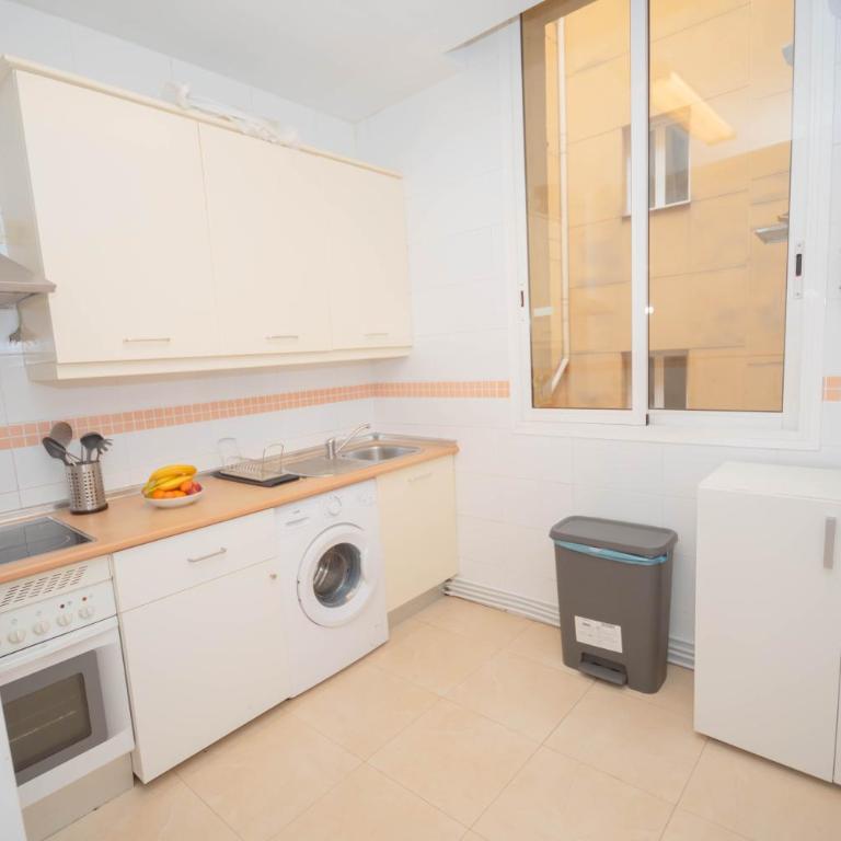 For You Rentals Hermoso apartamento TEMPORAL Plaza Zerolo - Chueca - Madrid DIN131F - Apartamento de 3 dormitorios - 36