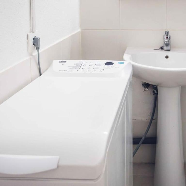 Studio cosy proche centre-ville et gare - Apartment mit 1 Schlafzimmer - 6