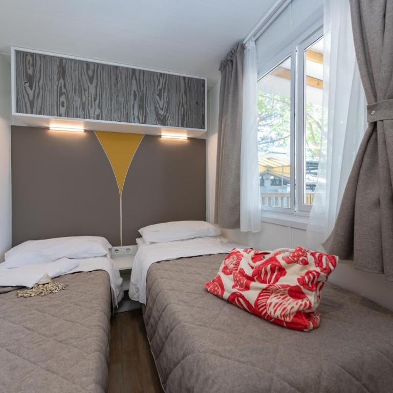 Camping Village Garden Paradiso - Casa Mobile - 2